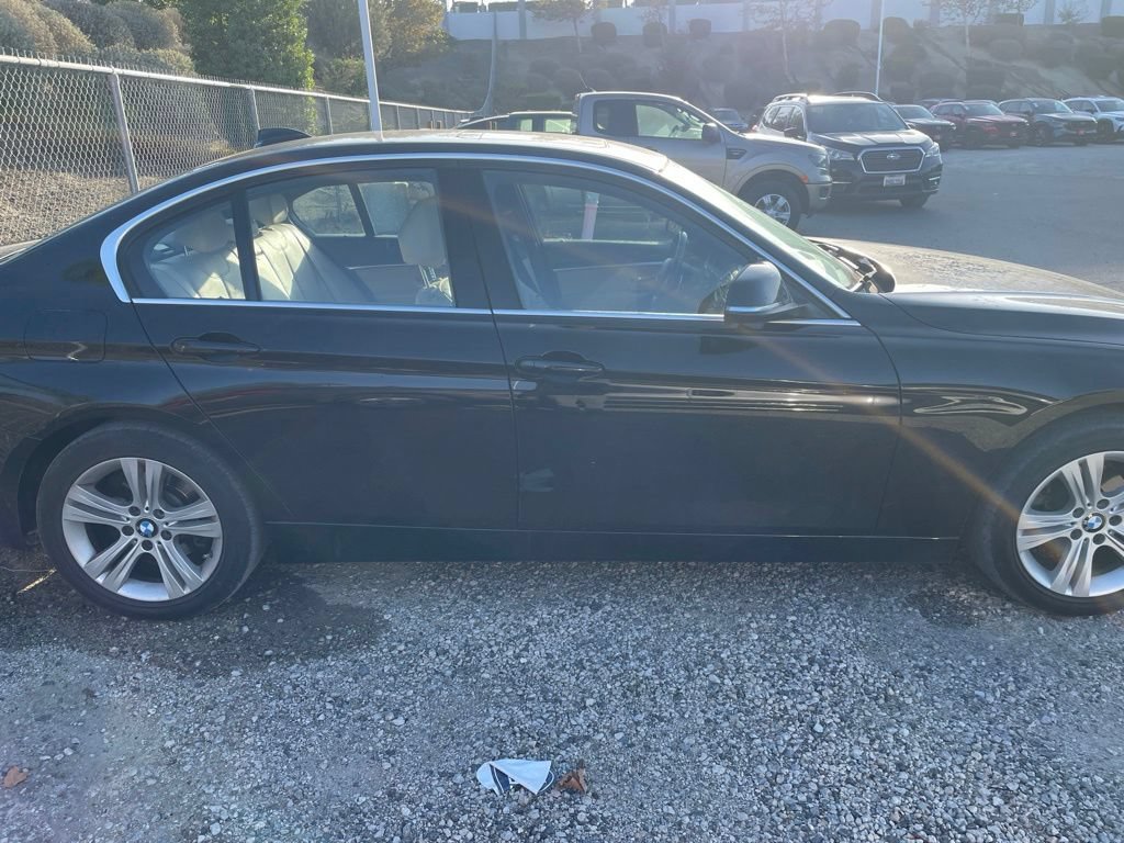 Used 2018 BMW 330i Sedan w/ Convenience Package RWD image 9