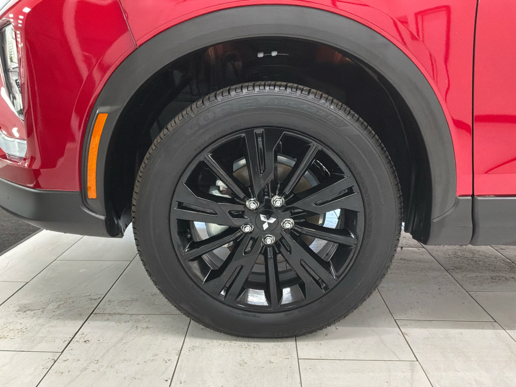New 2025 Mitsubishi Eclipse Cross LE AWD/4WD image 18