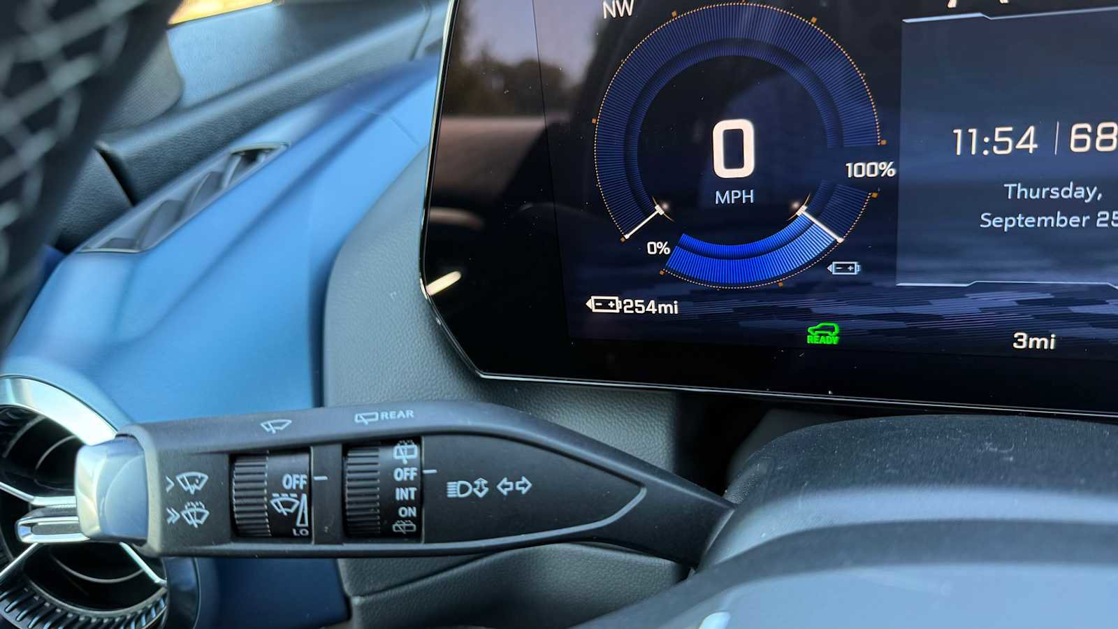 New 2026 Chevrolet Equinox EV LT AWD/4WD image 15