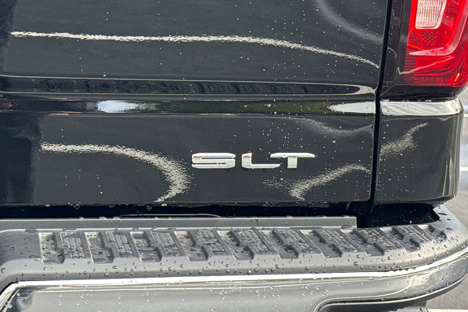 New 2026 GMC Sierra 1500 SLT w/ SLT Premium Package image 27