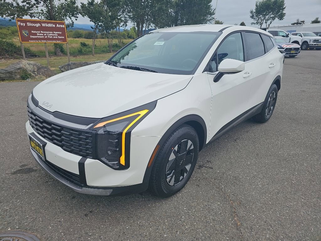 New 2026 Kia Sportage LX