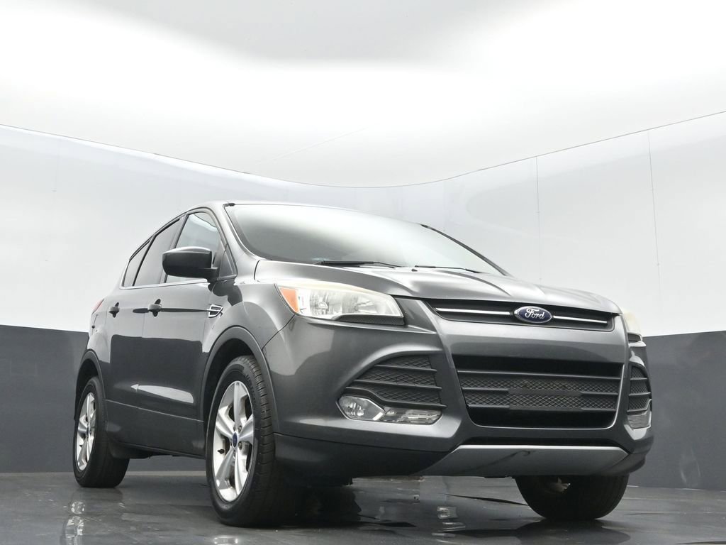 Used 2015 Ford Escape SE image 5