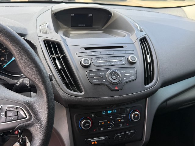 Used 2018 Ford Escape SE FWD image 17
