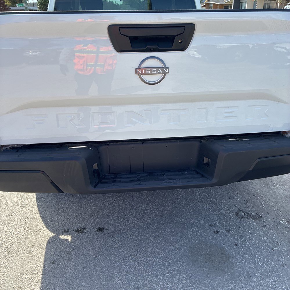 Used 2022 Nissan Frontier S image 7