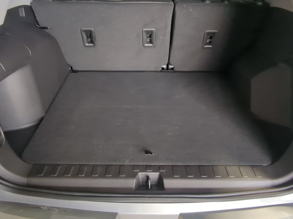 Used 2024 GMC Terrain SLT w/ Infotainment Package II AWD/4WD image 40
