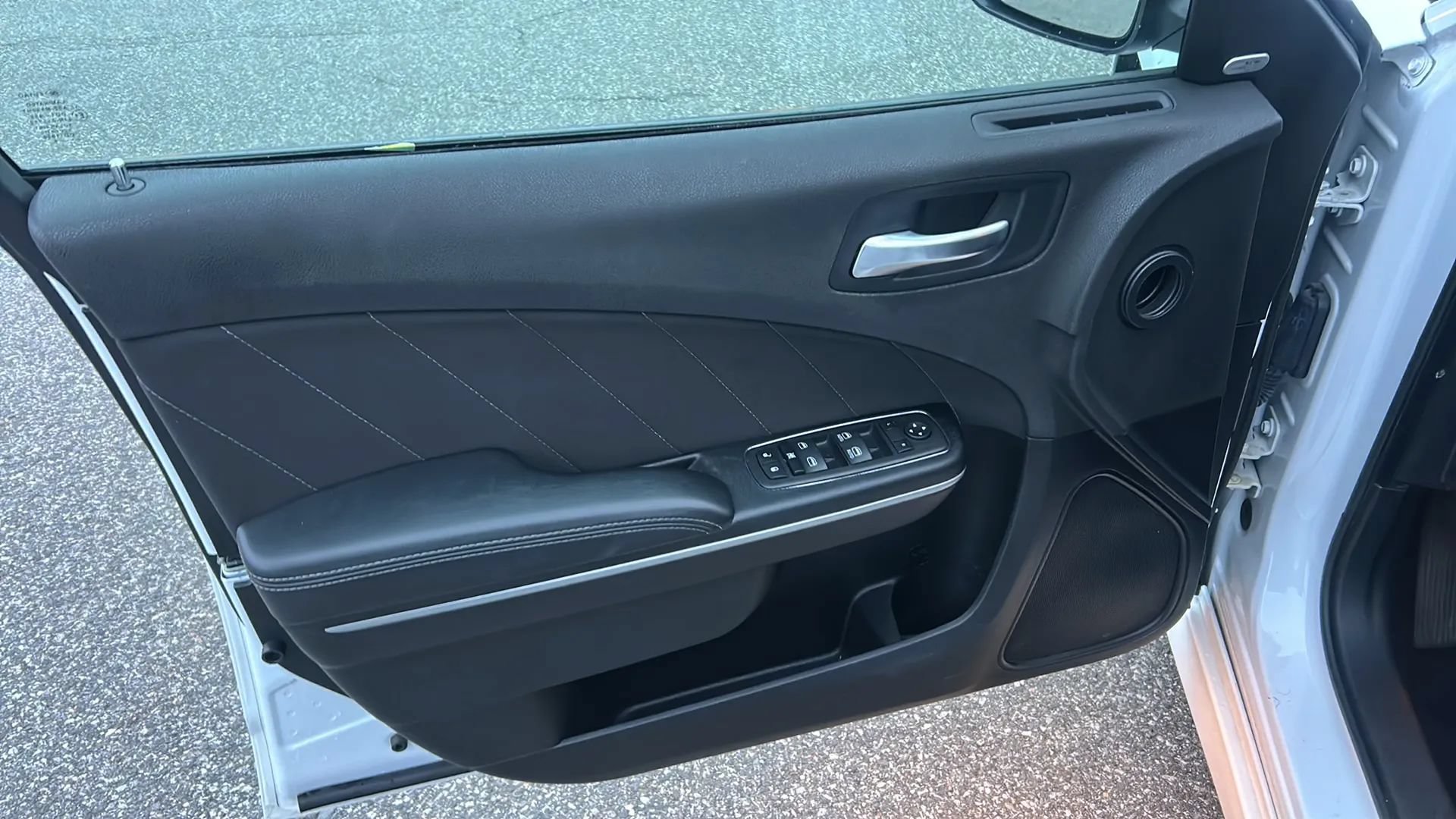 Used 2023 Dodge Charger GT RWD image 9