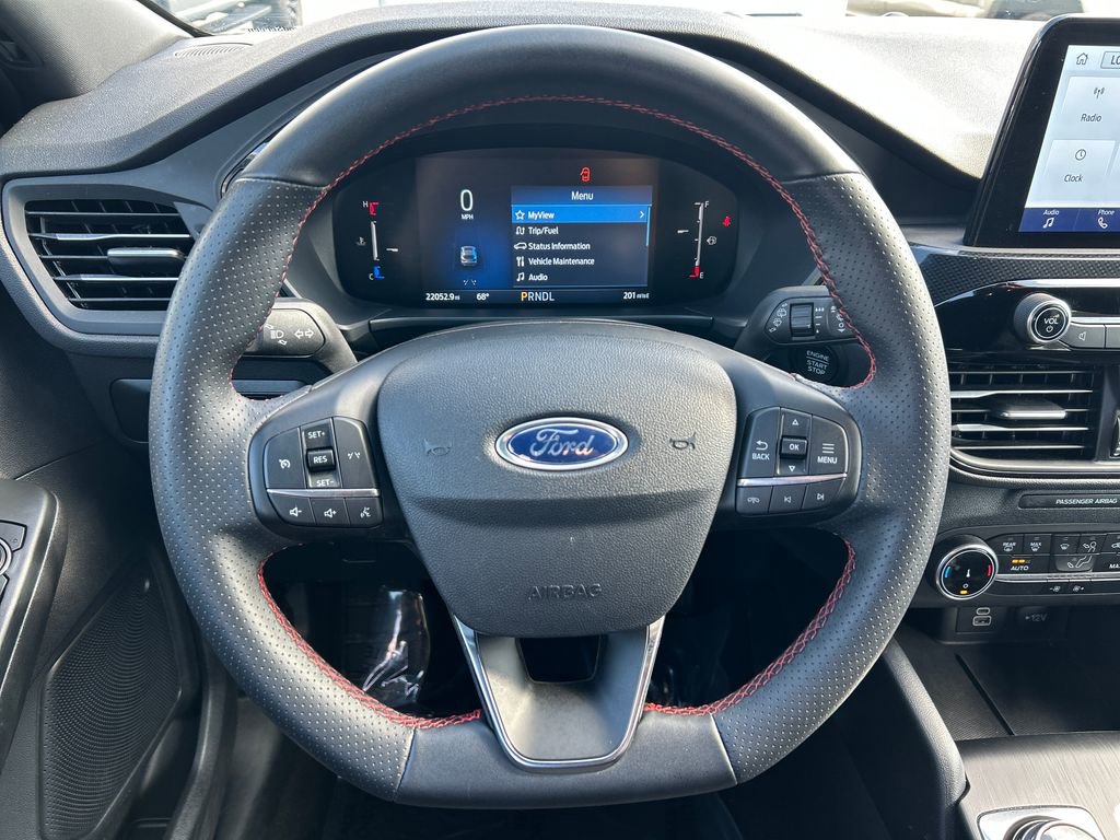 Used 2025 Ford Escape ST-Line AWD/4WD image 15