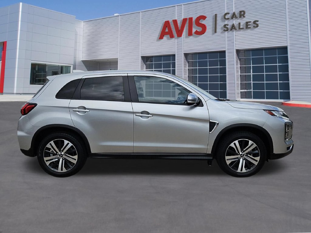 Used 2025 Mitsubishi Outlander Sport AWD image 5
