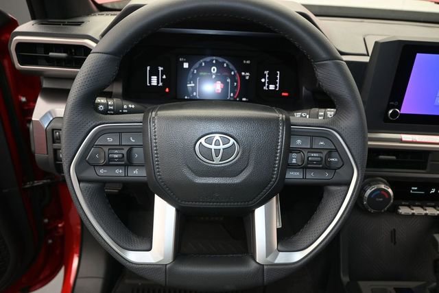 New 2026 Toyota 4Runner SR5 AWD/4WD image 5