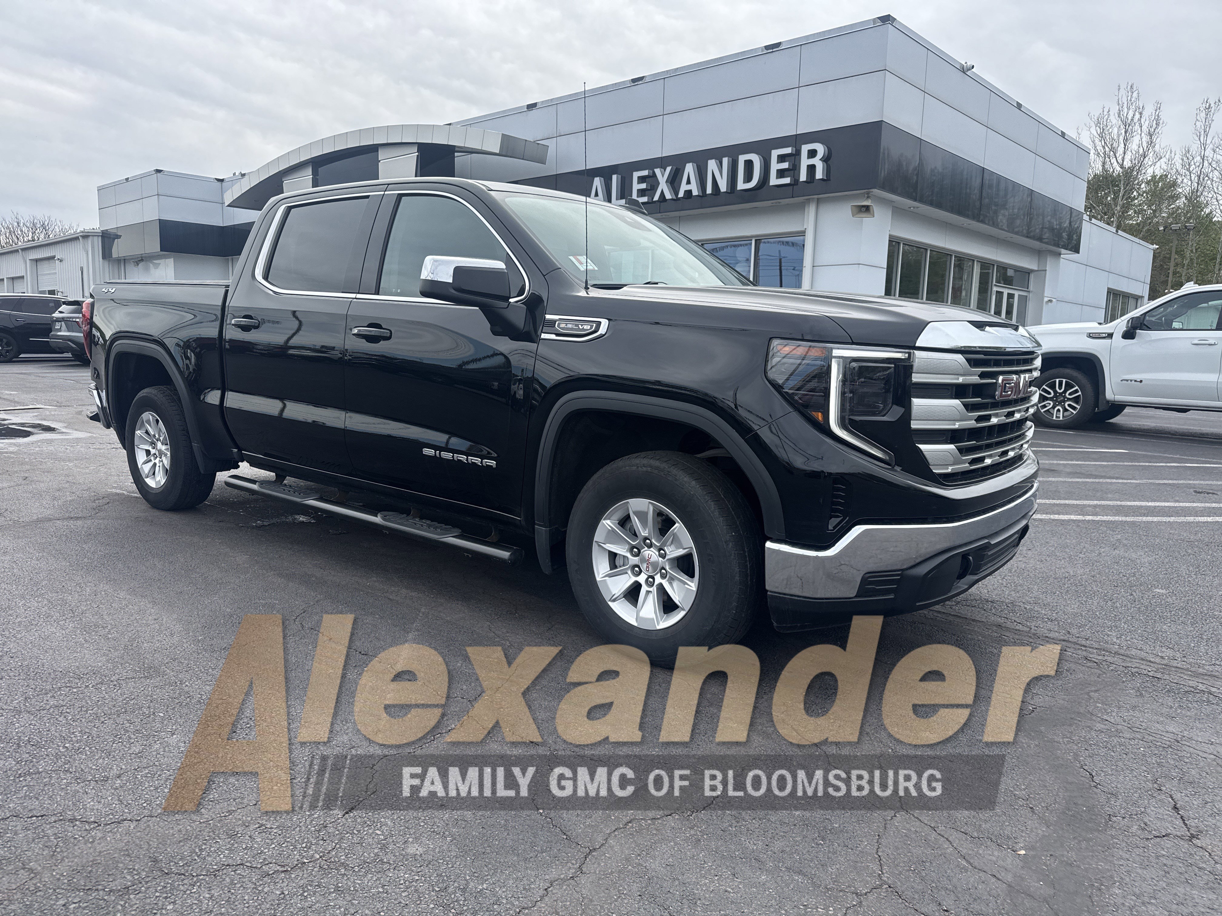 Used 2022 GMC Sierra 1500 SLE AWD/4WD video 1