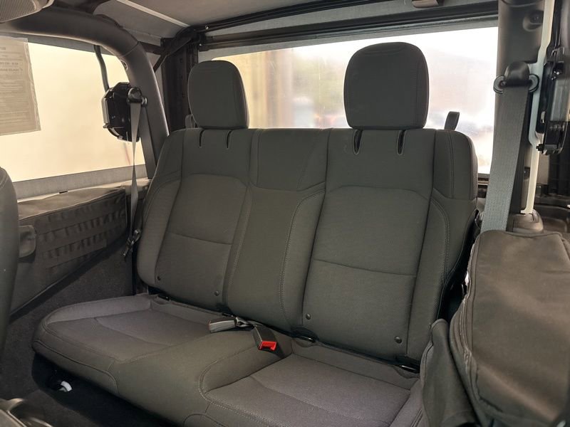 Used 2019 Jeep Wrangler Sport image 13