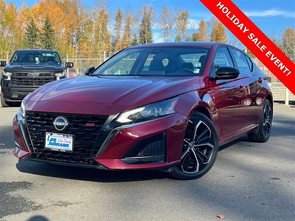 Used 2023 Nissan Altima 2.5 SR w/ SR Premium Package