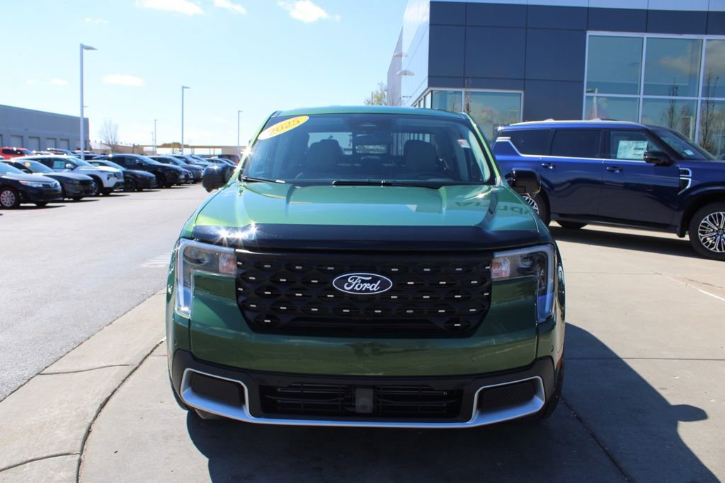 Used 2025 Ford Maverick Lariat video 2
