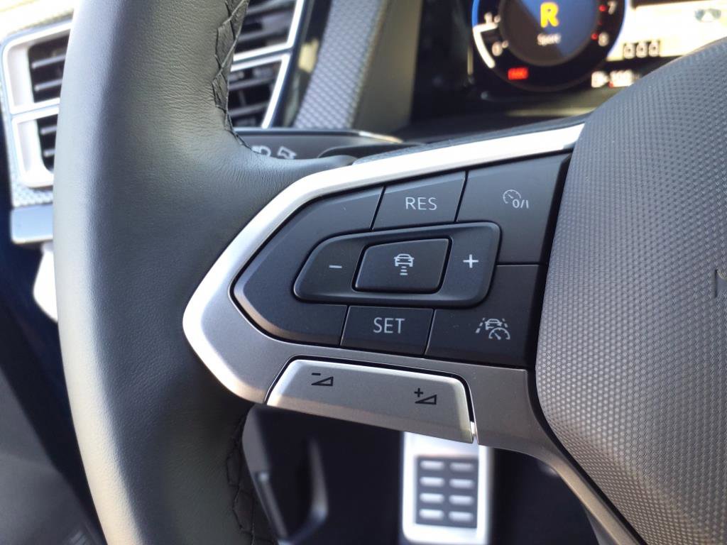 New 2025 Volkswagen Atlas Cross Sport SEL Premium R-Line image 19