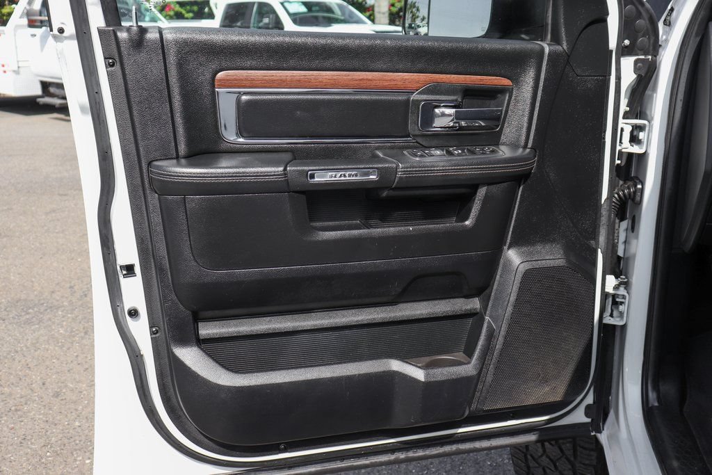 Used 2017 RAM 2500 Laramie w/ Sport Appearance Group AWD/4WD image 13