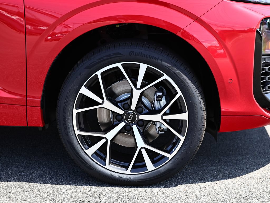 New 2026 Audi Q3 quattro 2.0T AWD/4WD image 5