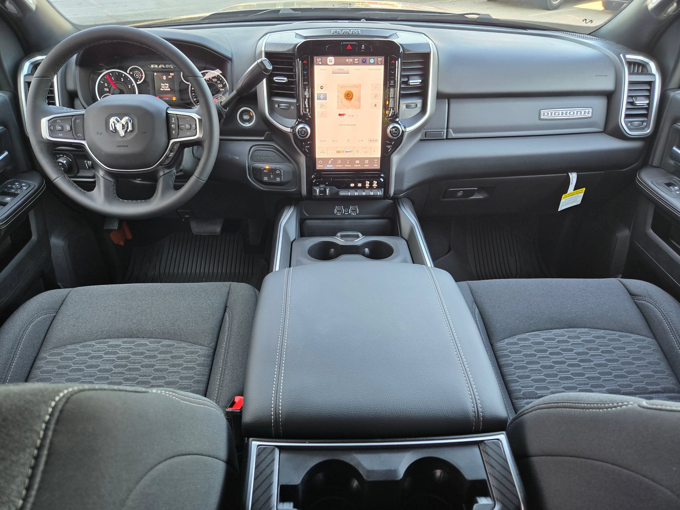 New 2026 RAM 2500 Big Horn AWD/4WD image 9