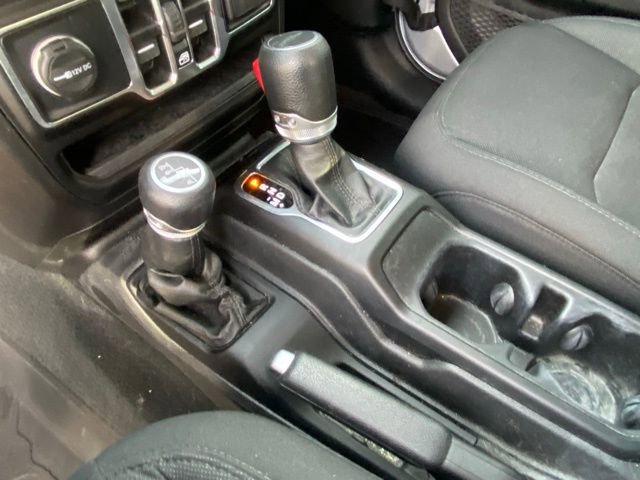 Used 2022 Jeep Gladiator Sport AWD/4WD image 24