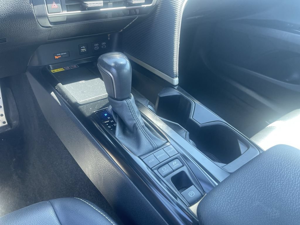 Used 2025 Toyota Camry SE FWD image 21