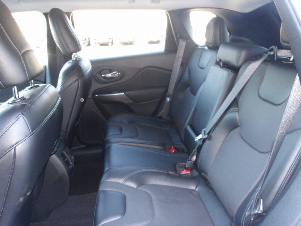 Used 2022 Jeep Cherokee Latitude Lux image 17