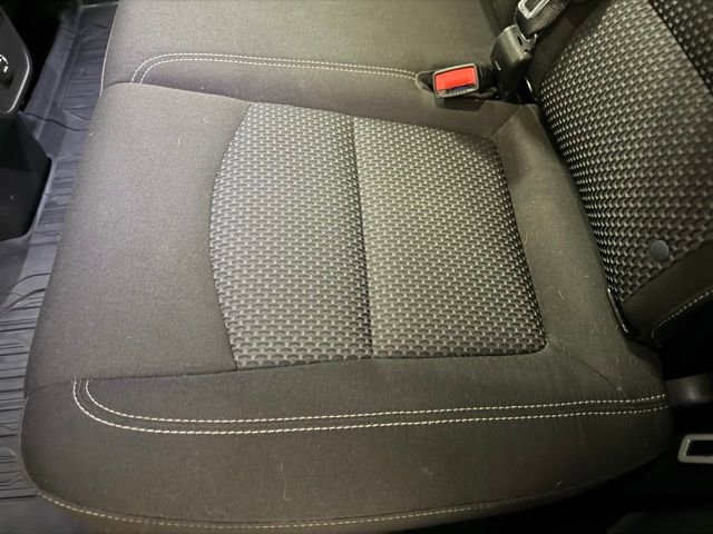 Used 2023 GMC Terrain SLE w/ Driver Convenience Package FWD image 19