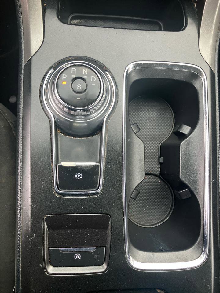 Used 2017 Ford Fusion SE w/ Fusion SE Technology Package image 15