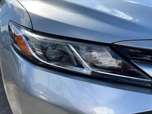 Used 2019 Toyota Camry LE image 30