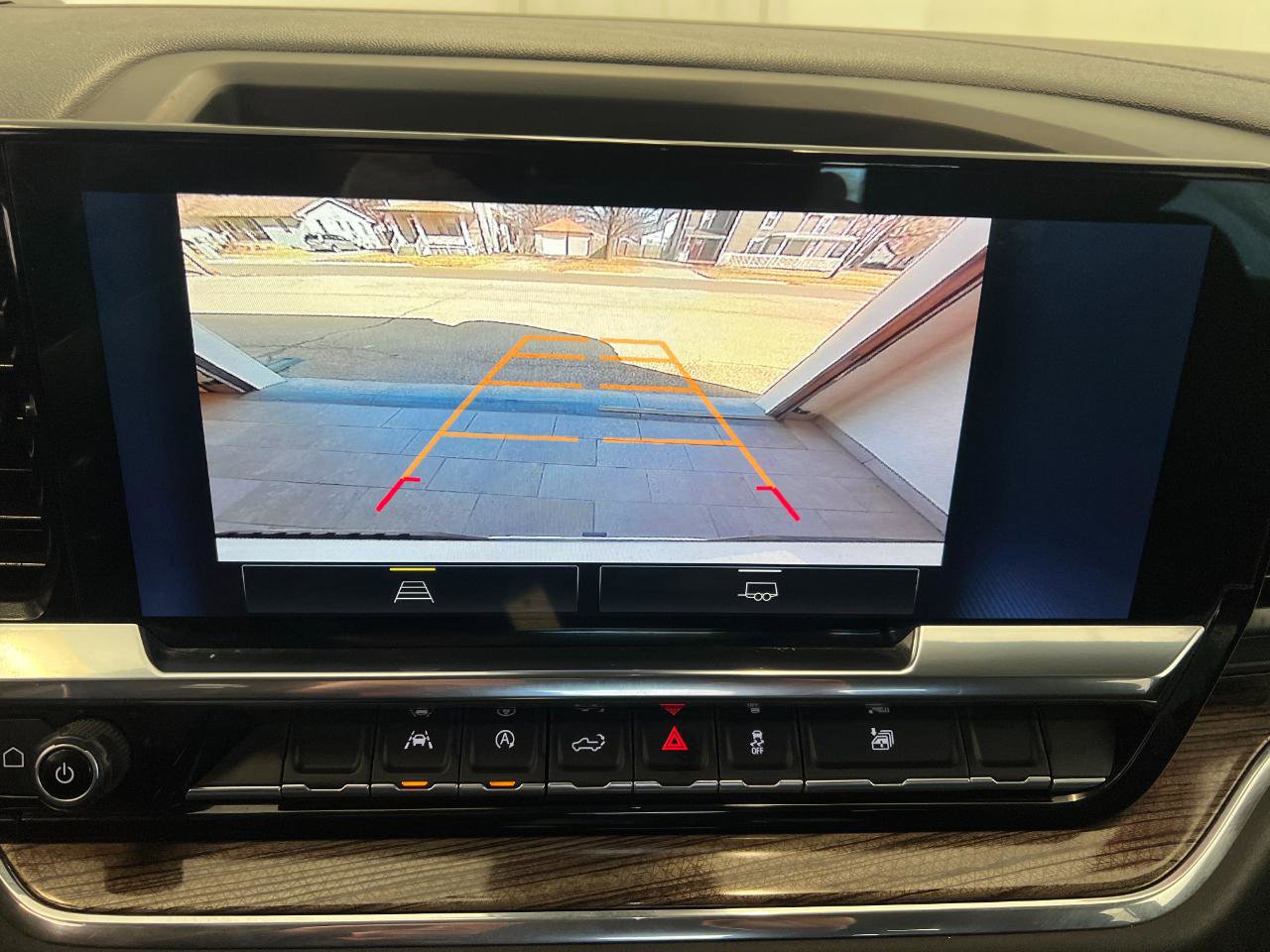 Used 2025 Chevrolet Silverado 1500 LT image 48