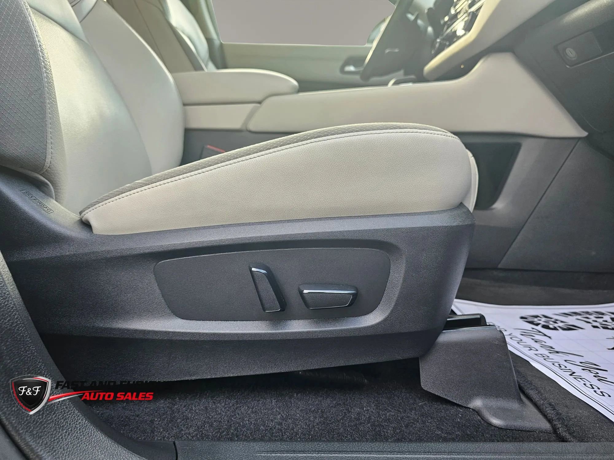 Used 2022 Nissan Pathfinder SL w/ SL Premium Package AWD/4WD image 31