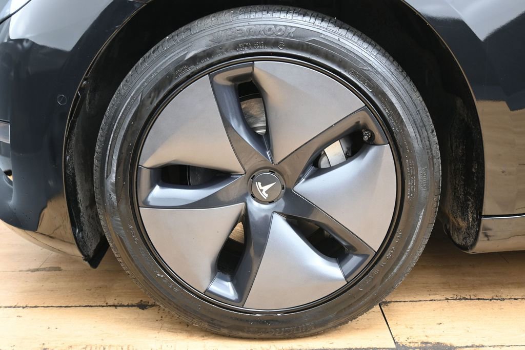 Used 2019 Tesla Model 3 Standard Range Plus image 12