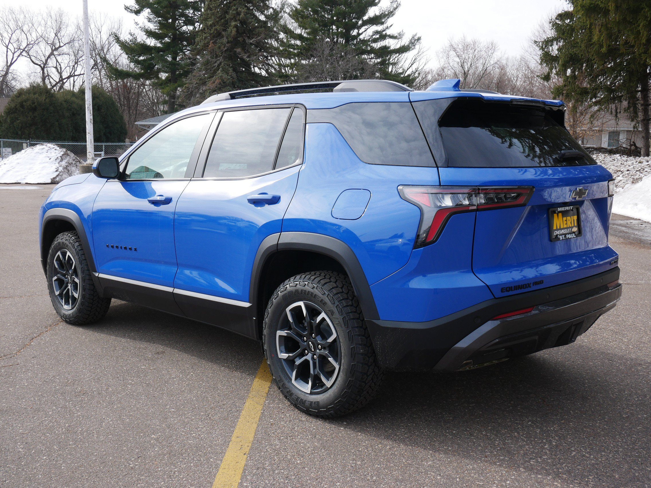 New 2026 Chevrolet Equinox ACTIV AWD/4WD image 2