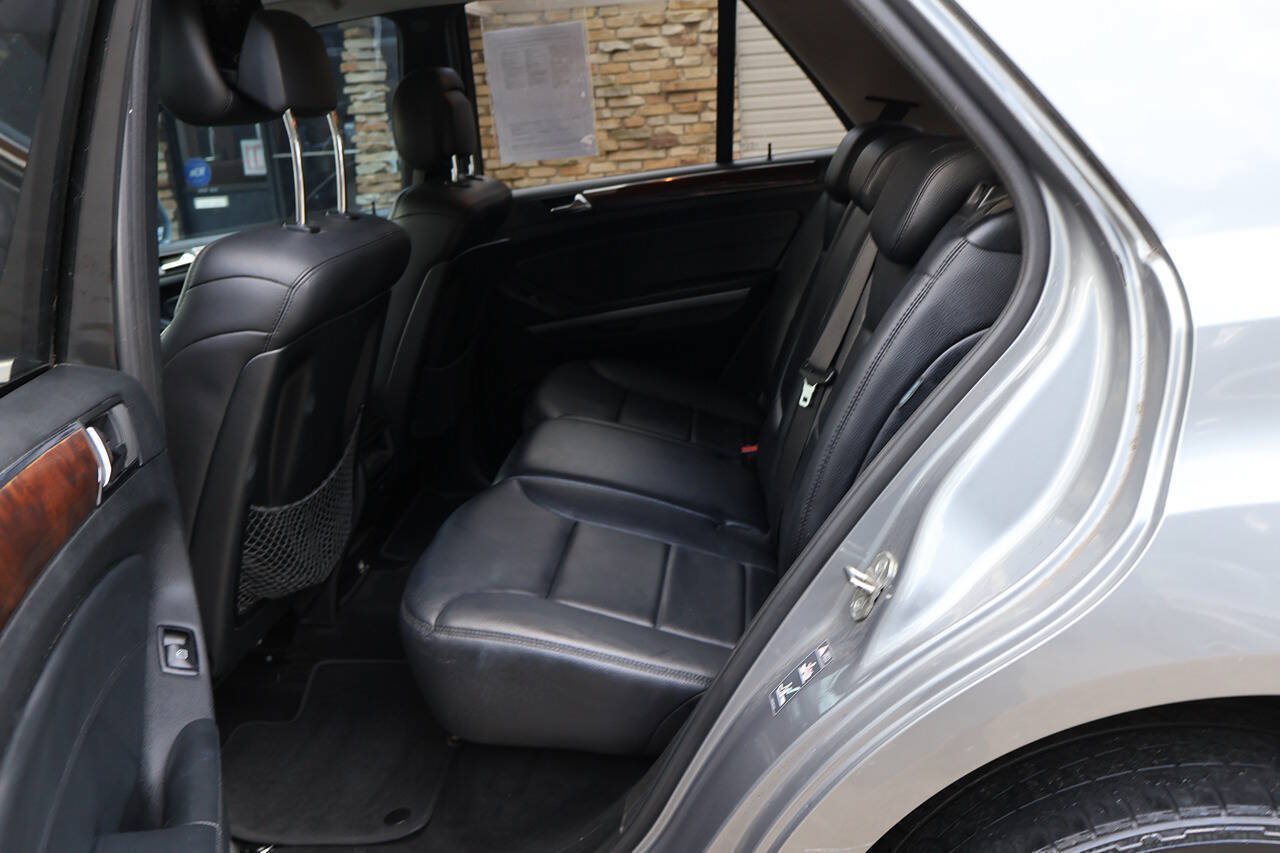 Used 2010 Mercedes-Benz ML 350 2WD image 17