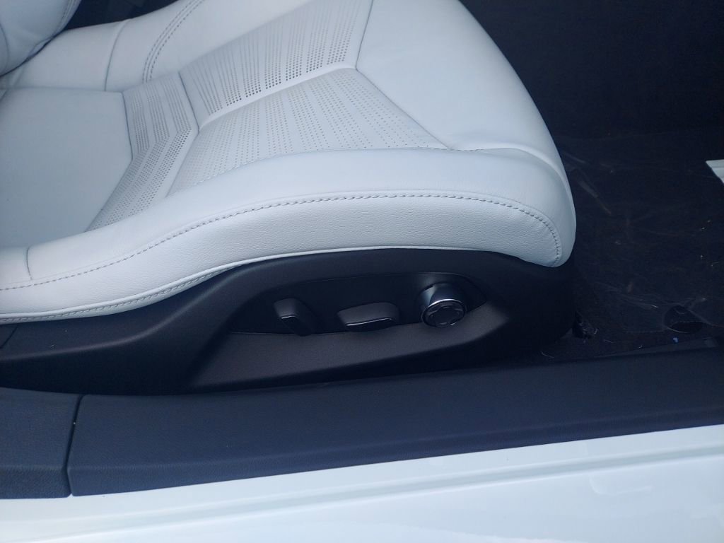 New 2026 Chevrolet Corvette Z06 w/ Battery Protection Package image 23