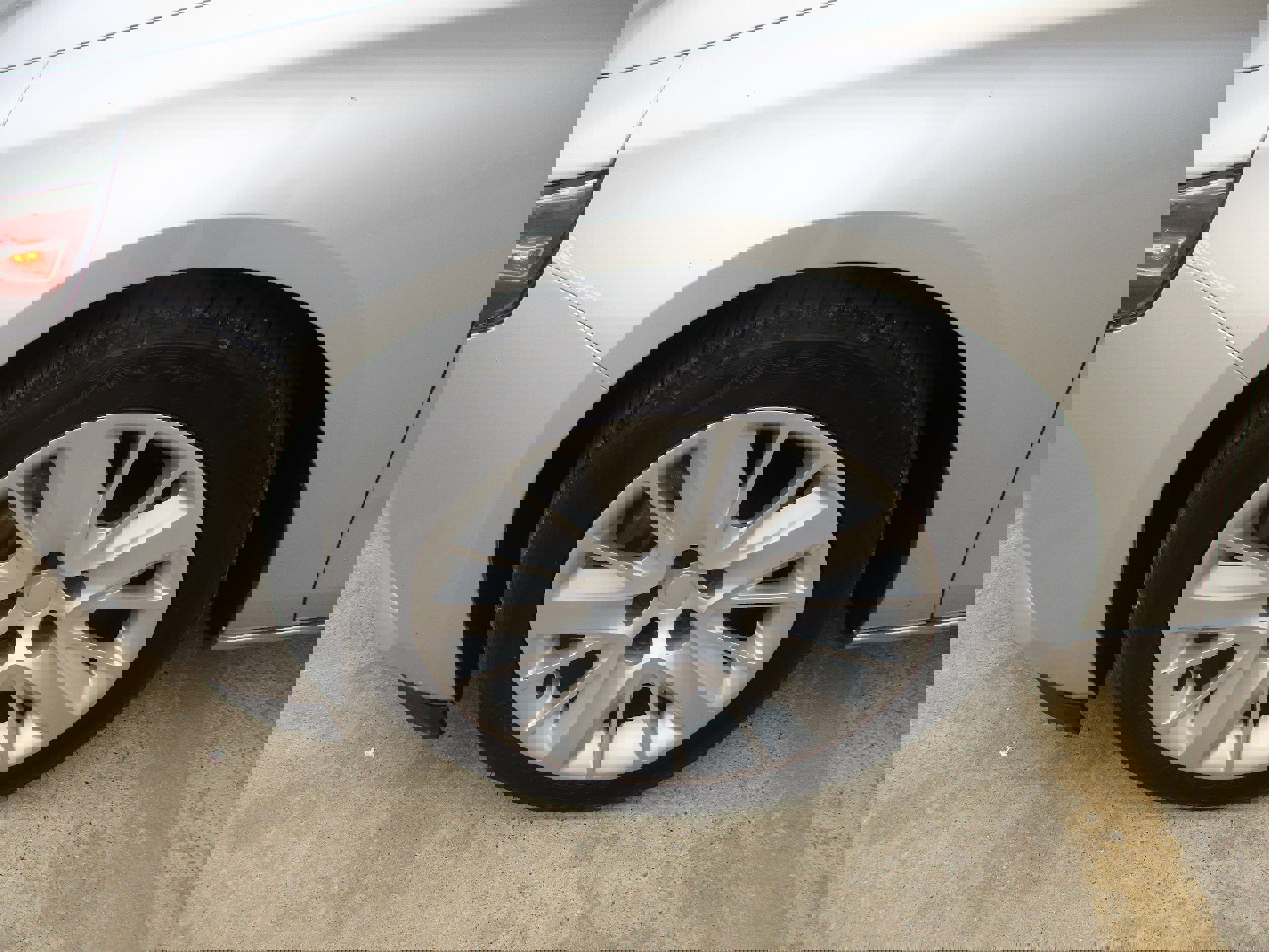 Used 2015 Chevrolet Impala LS w/ LS Convenience Package image 3