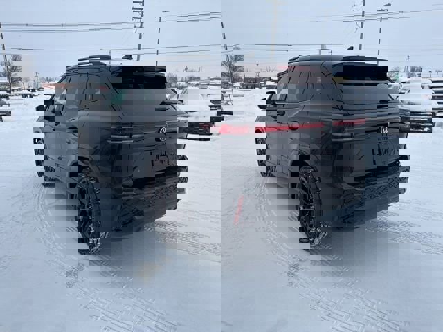 New 2026 Volkswagen Tiguan SE R-Line image 4