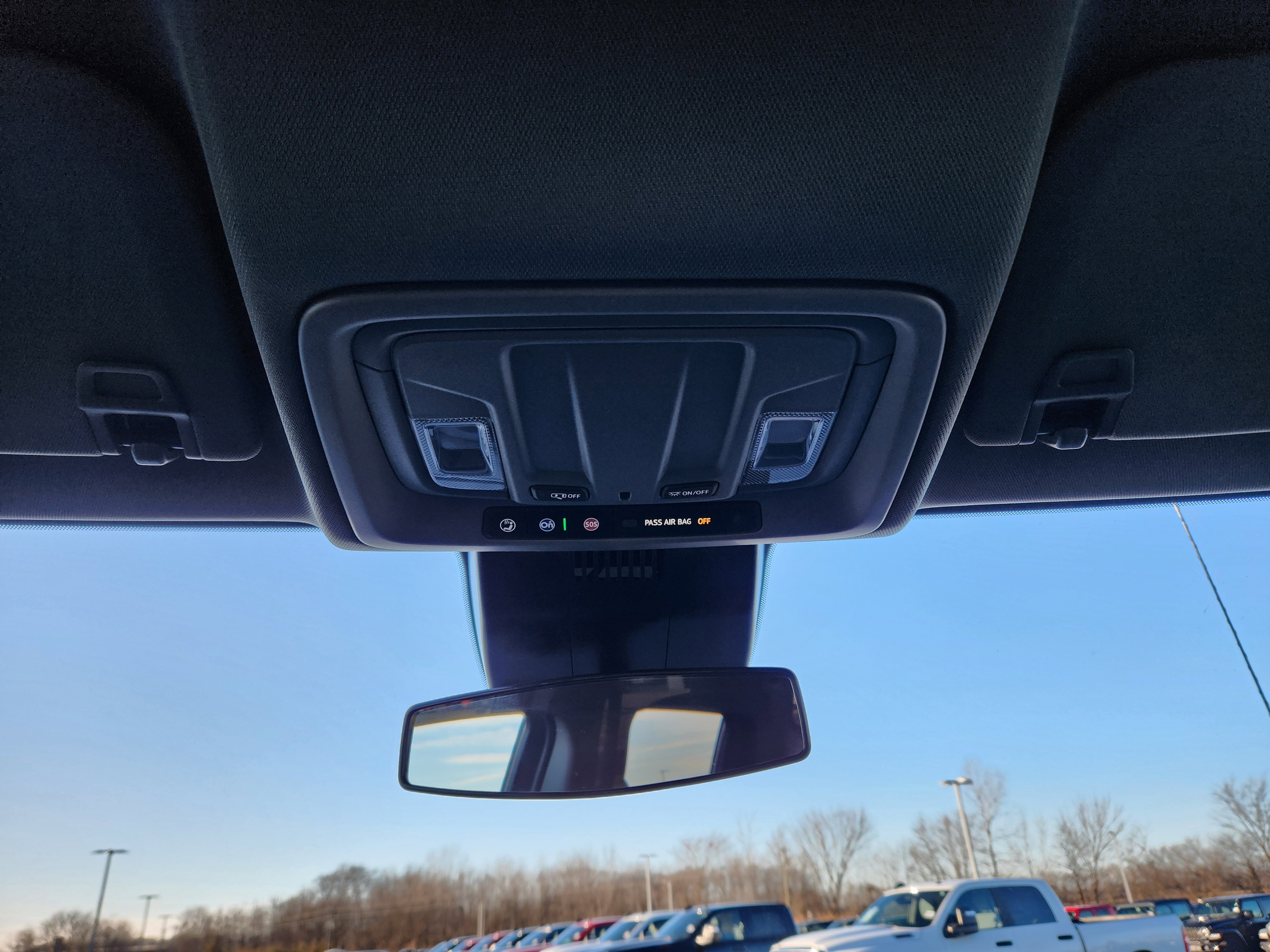 New 2025 GMC Sierra 1500 SLE image 14