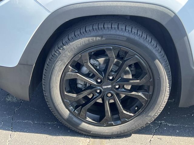 Used 2020 GMC Terrain SLE w/ Driver Convenience Package FWD image 10