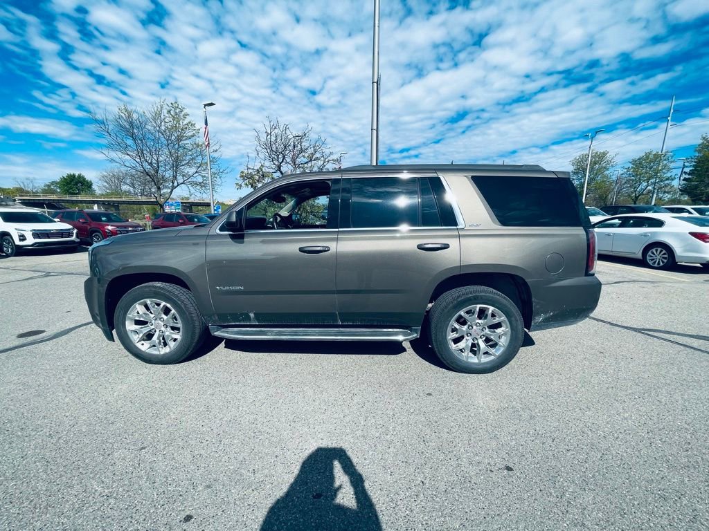 Used 2016 GMC Yukon SLT w/ Open Road Package AWD/4WD image 2