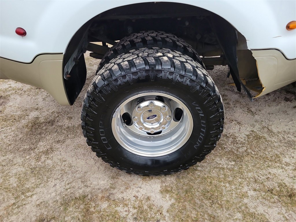 Used 2008 Ford F350 Lariat image 7