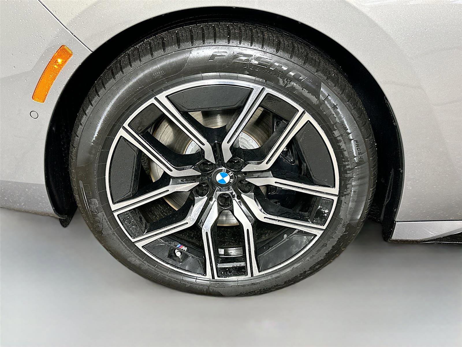 New 2026 BMW 740i xDrive w/ Premium Package image 34