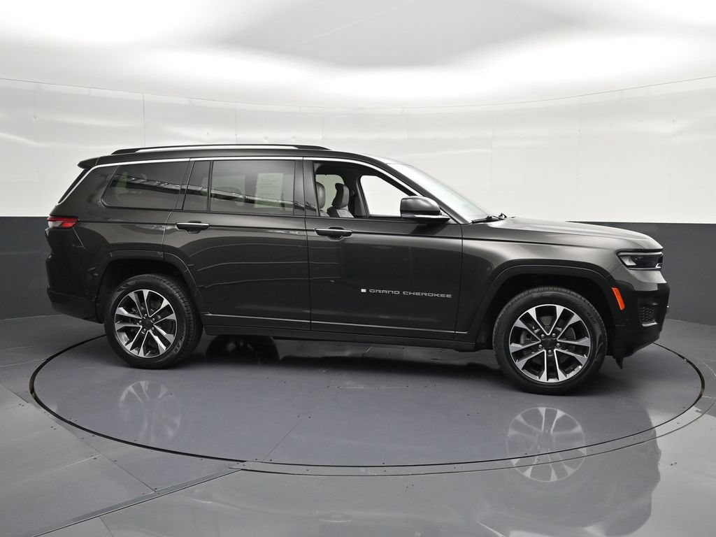 Used 2021 Jeep Grand Cherokee L Overland w/ Luxury Tech Group IV AWD/4WD image 4