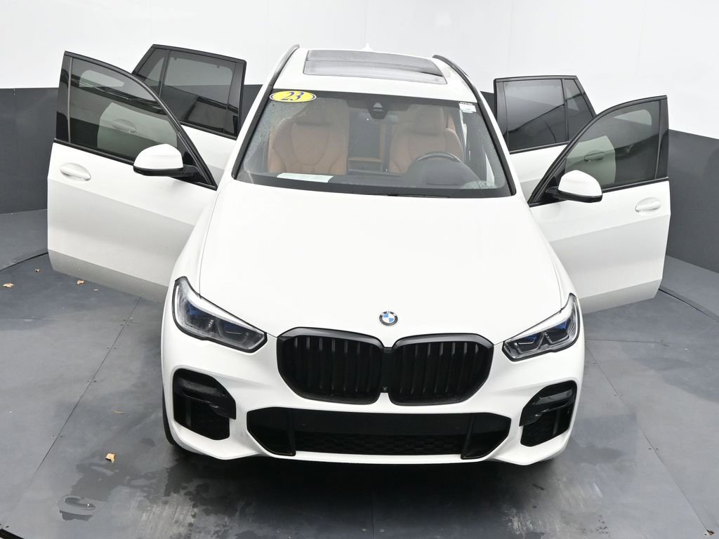 Used 2023 BMW X5 xDrive40i w/ Executive Package image 64