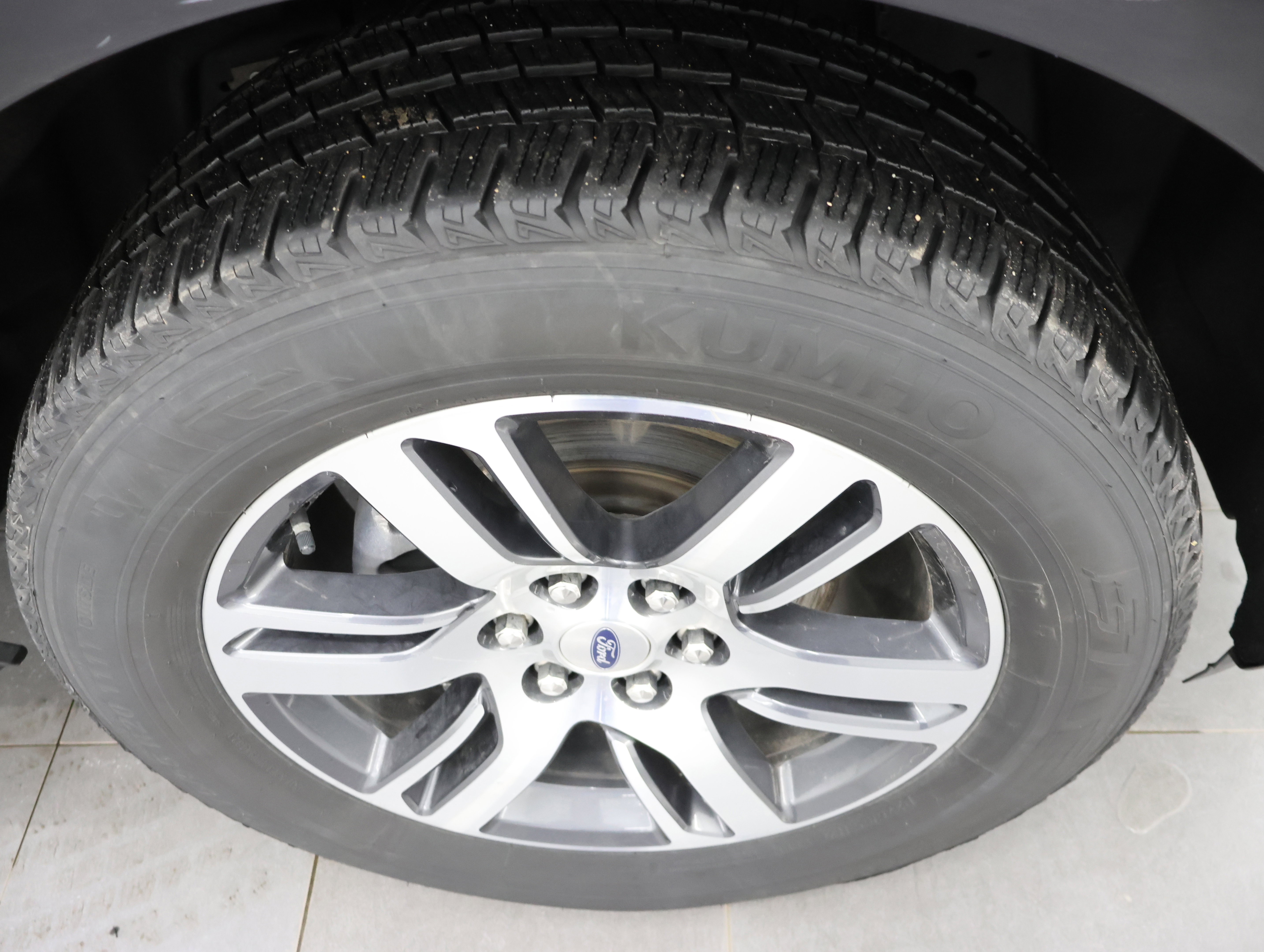 Used 2023 Ford Expedition Max Limited image 3