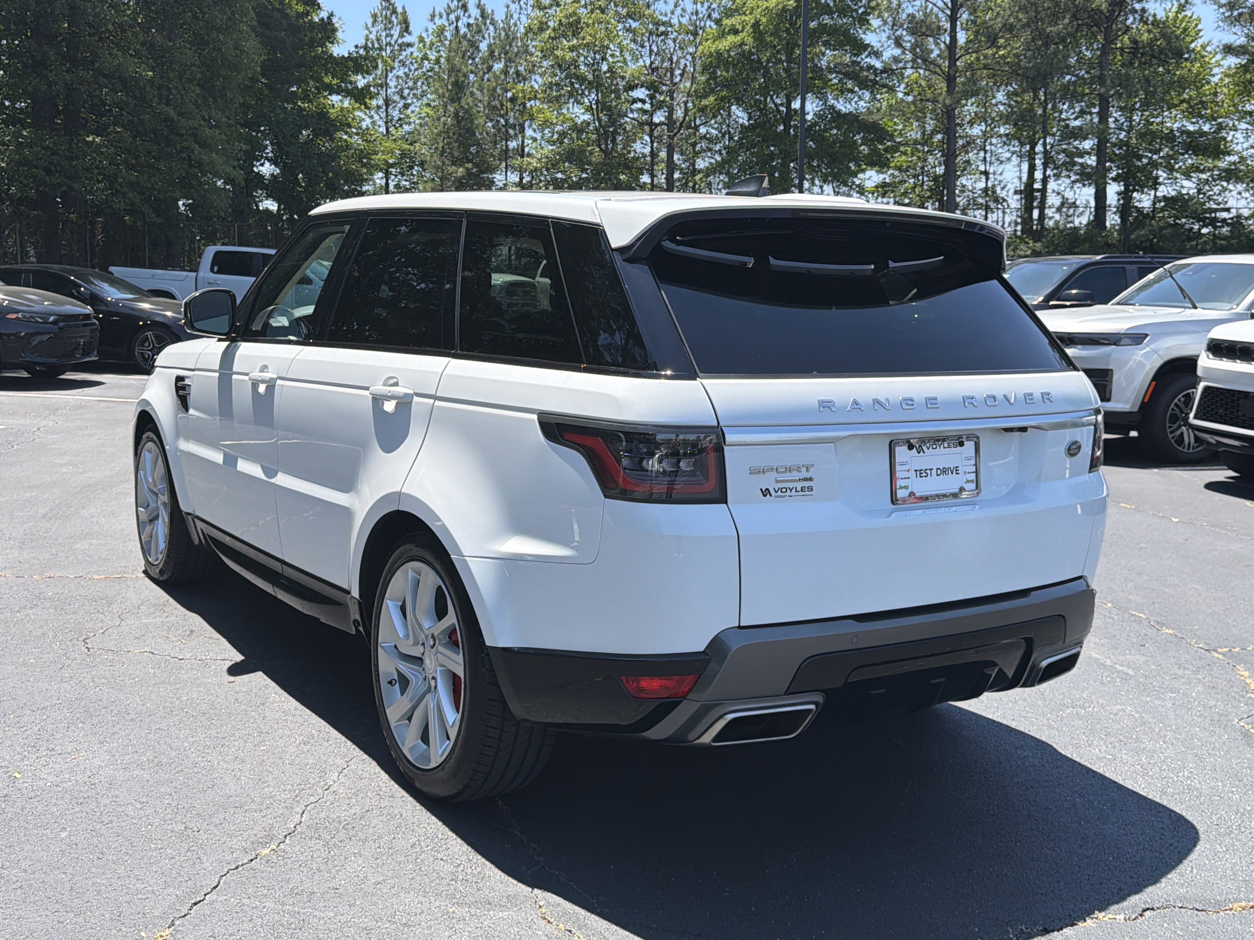 Used 2018 Land Rover Range Rover Sport HSE AWD/4WD image 11