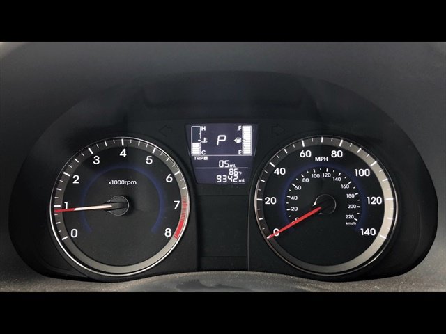 Used 2015 Hyundai Accent GLS FWD image 8
