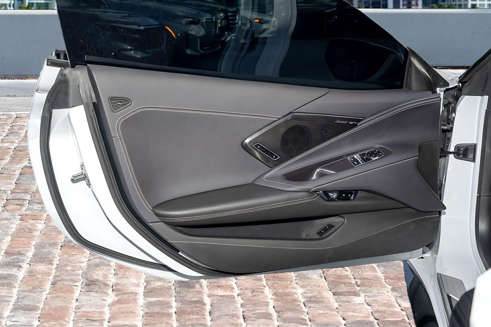 Used 2023 Chevrolet Corvette Stingray Preferred Cpe w/ Stealth Interior Trim Package image 10