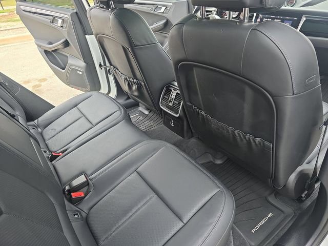 Used 2021 Porsche Macan S image 11