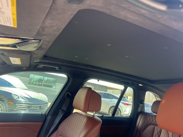 Used 2025 BMW X5 M60i image 6