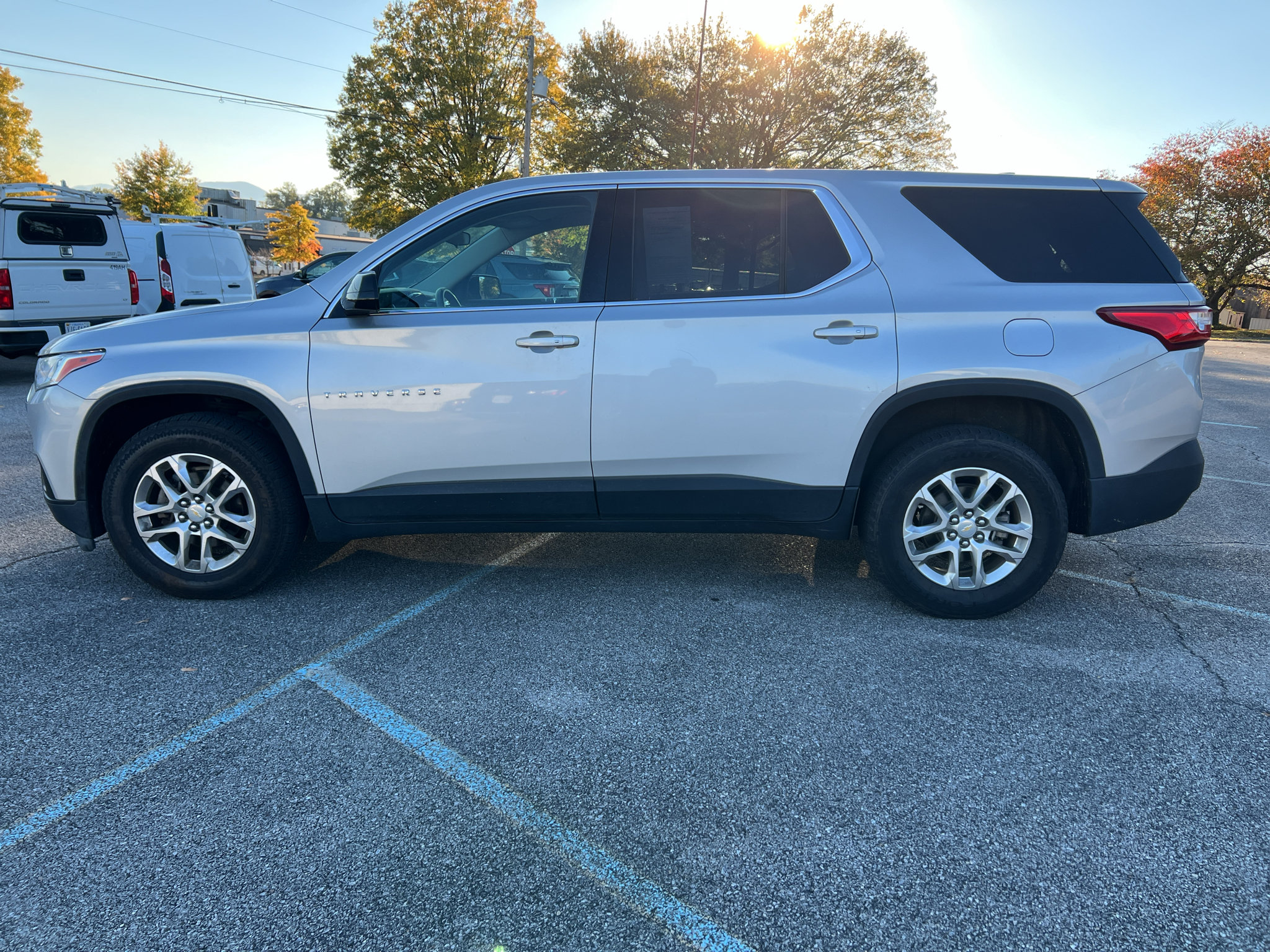 Used 2020 Chevrolet Traverse LS FWD image 6