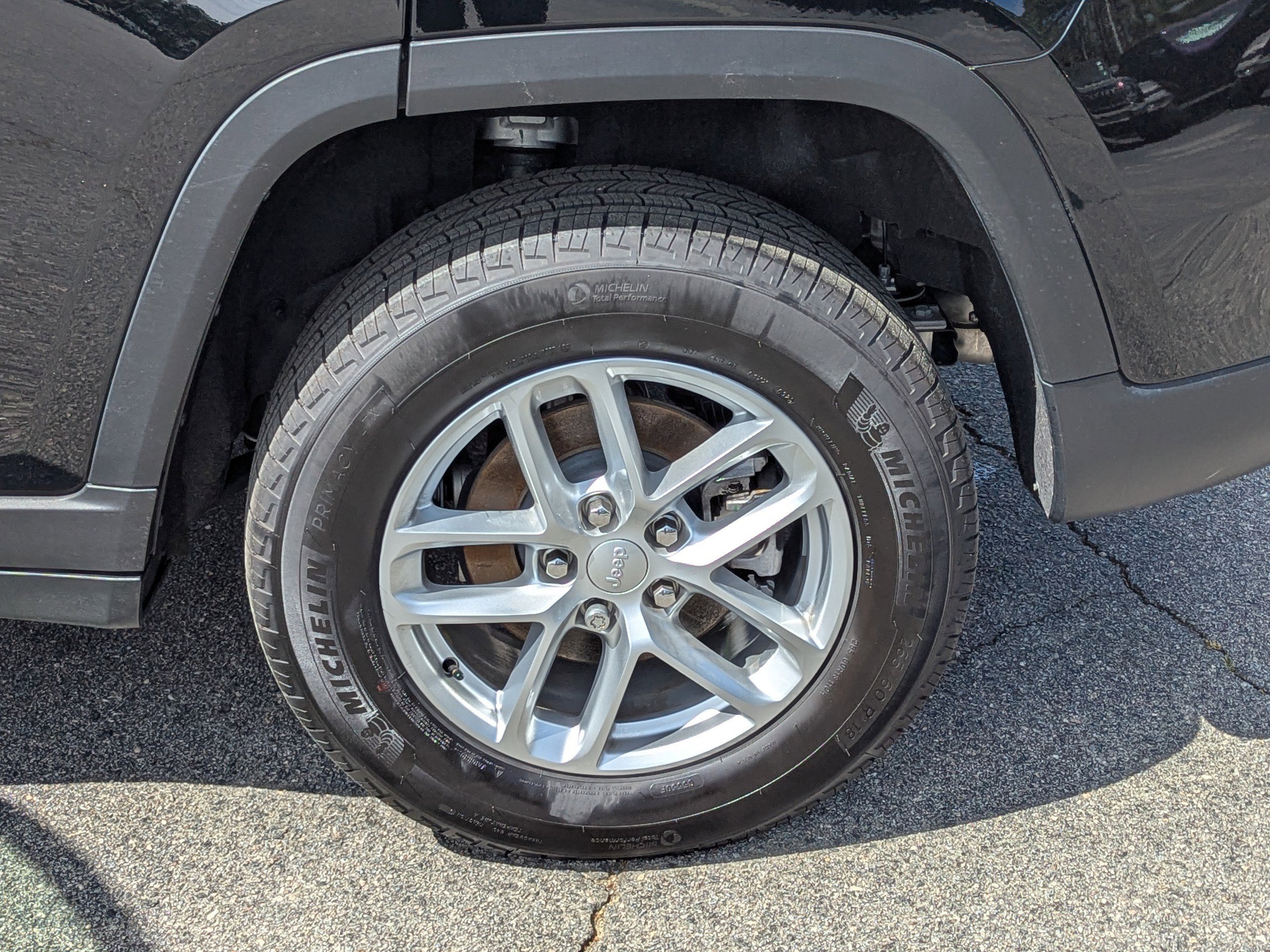 Certified 2025 Jeep Grand Cherokee Laredo X w/ Luxury Tech Group I image 31